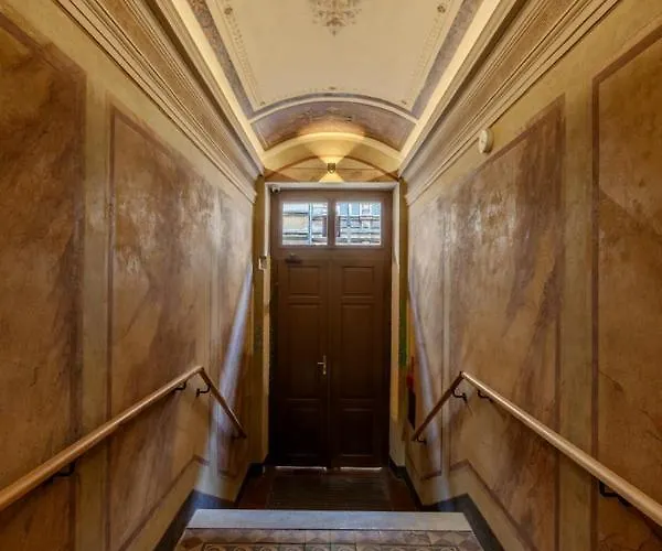 Colourful Siemiradzkiego Street - Centre Apartman